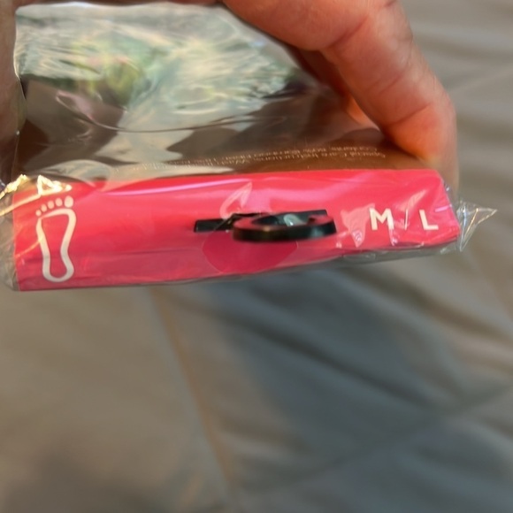 Toezies  (Toeless) The sock for a Pilates & Yoga, Size M/L, NEW IN PACKAGE - Picture 5 of 8